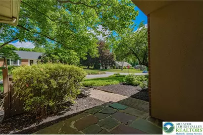 3608 Highland Street, South Whitehall Township, PA 18104 - Photo 6