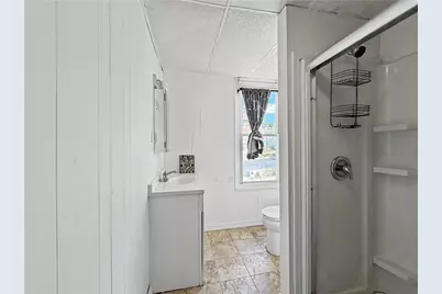 422 Carlton Avenue, Bethlehem City, PA 18015 - Photo 16