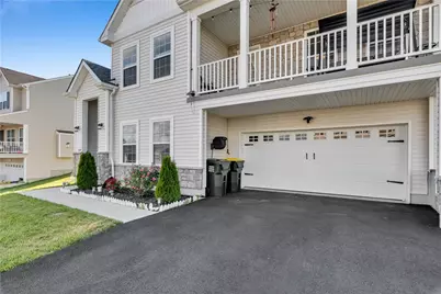5044 Bellflower Drive, North Whitehall Township, PA 18078 - Photo 4