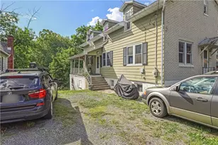 704 Mohrsville Rd, Perry Twp, PA 19555 - Photo 6