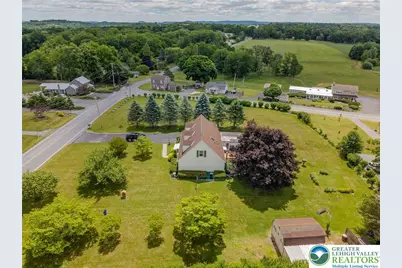 40 Locke Heights Road, Washington Twp, PA 18013 - Photo 8