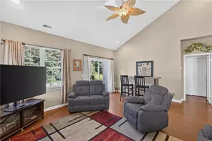 6616 Blue Heather Ct, Lower Macungie Township, PA 18062 - Photo 22