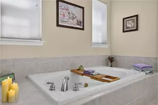 6616 Blue Heather Ct, Lower Macungie Township, PA 18062 - Photo 30