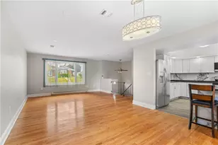3036 S 6th Ave, Whitehall Township, PA 18052 - Photo 14