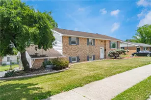 3036 S 6th Ave, Whitehall Township, PA 18052 - Photo 8
