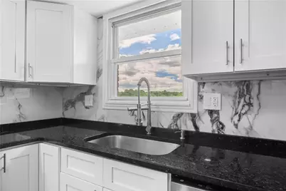 3036 S 6th Avenue, Whitehall Township, PA 18052 - Photo 22