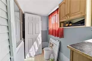 1006 W Berwick St, Easton, PA 18042 - Photo 14