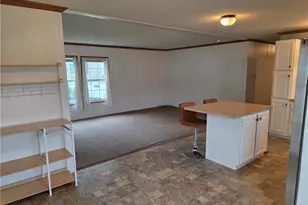 4202 Silver Fox Ct, North Whitehall Township, PA 18069 - Photo 8