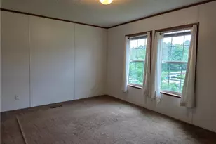 4202 Silver Fox Ct, North Whitehall Township, PA 18069 - Photo 18