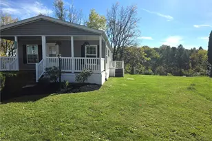 4202 Silver Fox Ct, North Whitehall Township, PA 18069 - Photo 2