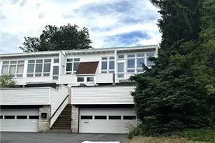 1214 Stanford Rd, Bethlehem City, PA 18018 - Photo 2
