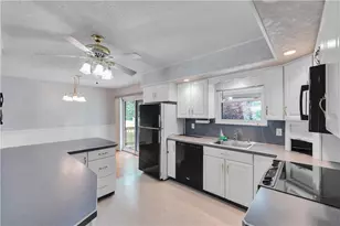 112 Charles Dr, Allentown City, PA 18104 - Photo 8
