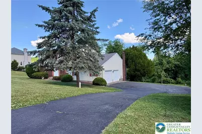 5705 Bel Air Drive, Upper Saucon Township, PA 18036 - Photo 2