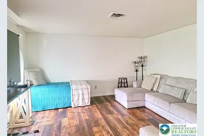1401 Pennsylvania Street, Allentown City, PA 18102 - Photo 2