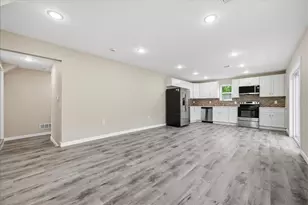 5641 N Coplay Rd, Whitehall Township, PA 18052 - Photo 6