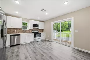 5641 N Coplay Rd, Whitehall Township, PA 18052 - Photo 8