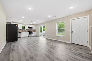 5641 N Coplay Rd, Whitehall Township, PA 18052 - Photo 10