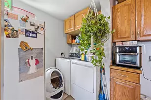 631 Alaska St, Bethlehem City, PA 18015 - Photo 14