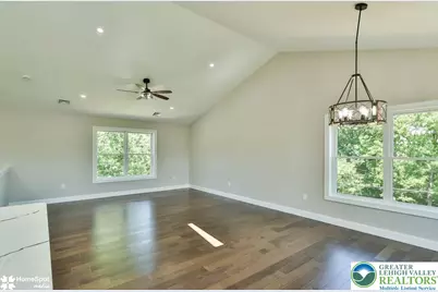 2212 Skyline Drive, Washington Township, PA 18080 - Photo 14