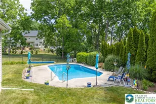 968 Rainbow Dr, Bethlehem City, PA 18017 - Photo 12