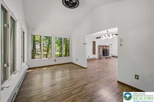 221 Somerset Dr, Stroud Twp, PA 18301 - Photo 10