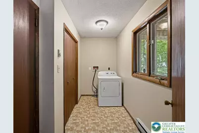 221 Somerset Drive, Stroud Twp, PA 18301 - Photo 30