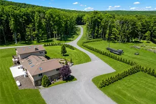 374 Packer Dr, Packer Twp, PA 18255 - Photo 10