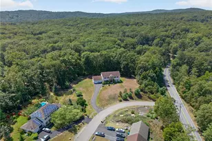 108 Peace Falls Rd, Lehman Twp, PA 18302 - Photo 36