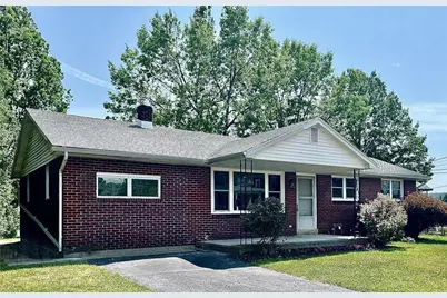 320 E Landis Street, Coopersburg Boro, PA 18036 - Photo 2