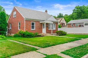 1629 Linwood St, Bethlehem City, PA 18017 - Photo 2