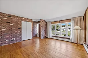 2644 W Pennsylvania St, South Whitehall Township, PA 18104 - Photo 6