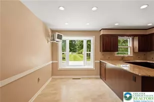 613 E Macada Rd, Bethlehem City, PA 18017 - Photo 12