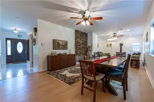 2153 Valley View Dr S, Hamilton Twp, PA 18353 - Photo 6