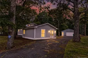 229 Pocono Blvd, Bushkill, PA 18324 - Photo 2