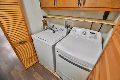 8 Cross Roads Drive, Penn Forrest, PA 18229 - Photo 16