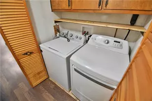 8 Cross Rds Dr, Penn Forrest, PA 18229 - Photo 16