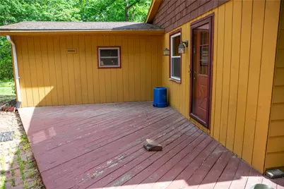 8 Cross Roads Drive, Penn Forrest, PA 18229 - Photo 18