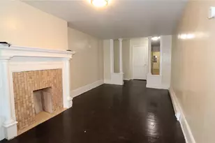 215 W Coal St, Shenandoah, PA 17976 - Photo 2