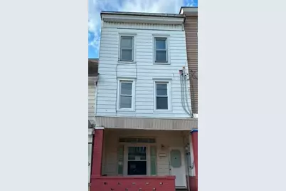 215 W Coal Street, Shenandoah, PA 17976 - Photo 1