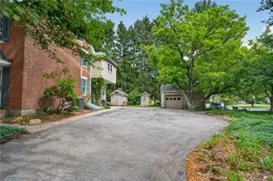 765 E Macada Rd, Bethlehem, PA 18017 - Photo 2