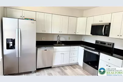 15 W Chestnut Street, Macungie Boro, PA 18062 - Photo 2