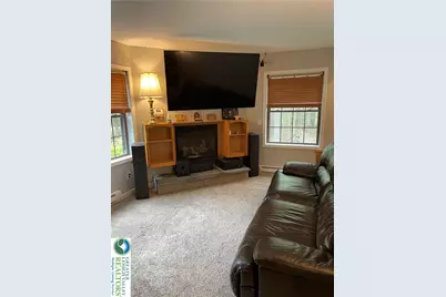 1037 Maplewood Drive, Newfoundland, PA 18445 - Photo 12