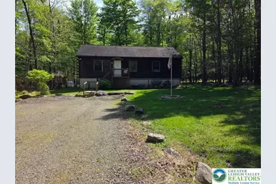 1037 Maplewood Drive, Newfoundland, PA 18445 - Photo 2
