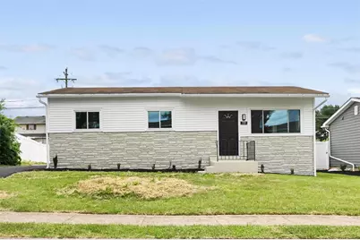 705 Faith Drive, Catasauqua Boro, PA 18032 - Photo 2