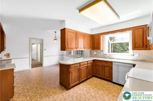 3325 Green Meadow Dr, Bethlehem City, PA 18017 - Photo 14
