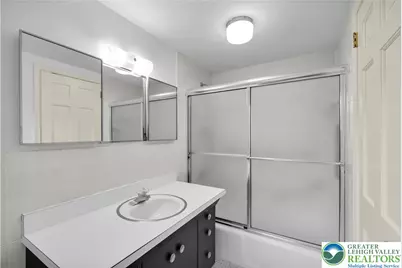 3325 Green Meadow Drive, Bethlehem City, PA 18017 - Photo 18
