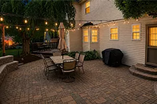 1738 Crownwood St, Salisbury Township, PA 18103 - Photo 2