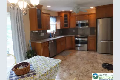 3360 S 2nd Street, Whitehall Township, PA 18052 - Photo 10