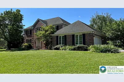 4528 Canterbury Drive, Lower Macungie Township, PA 18049 - Photo 2