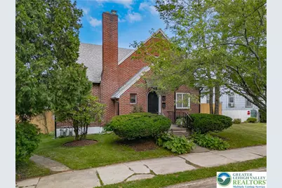 726 Seneca Street, Fountain Hill, PA 18015 - Photo 2